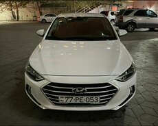 Hyundai Elantra, 2017 il